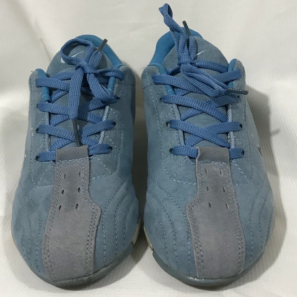 Nike retro running women’s shoes blue size 7